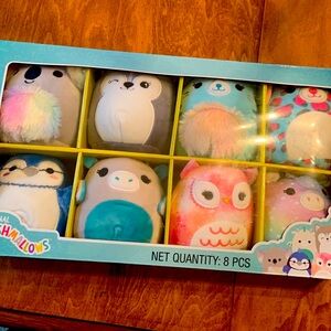 Kelly toy originals squishmellows, 8 included in box, like new, giftable 5” ea